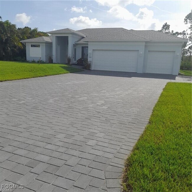 property at 2038 Northwest 28th Ave