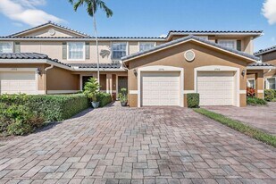 2990 SE Lexington Lakes Dr in Stuart, FL - Building Photo