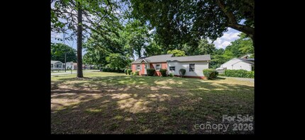 Room in House on Dublin Rd in Charlotte, NC - Building Photo - Building Photo