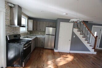 633 Whitney Blvd in Belvidere, IL - Building Photo - Building Photo