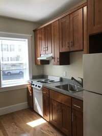 914 Huntington Ave, Unit 1 in Boston, MA - Building Photo - Building Photo