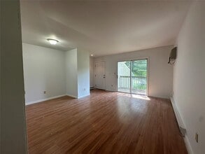 2 School St in Poughkeepsie, NY - Building Photo - Building Photo