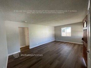 2049 E Lincoln Ave in Escondido, CA - Building Photo - Building Photo