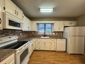 5754 Pool Side Dr in Raleigh, NC - Building Photo - Building Photo