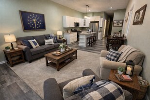 440 Terrace Ave in Indianapolis, IN - Building Photo