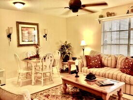 2108 SE Edler Dr in Stuart, FL - Building Photo