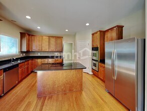 319 Forest Bend Dr in Mount Juliet, TN - Building Photo - Building Photo