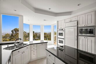 31 St Tropez in Newport Beach, CA - Building Photo - Building Photo