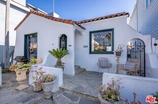 230 Glendora Ave in Long Beach, CA - Building Photo