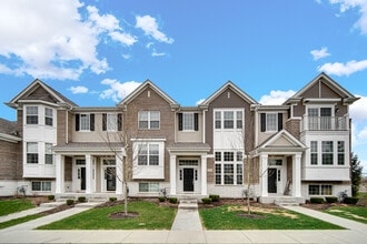 4456 Monroe Ct in Naperville, IL - Building Photo - Building Photo