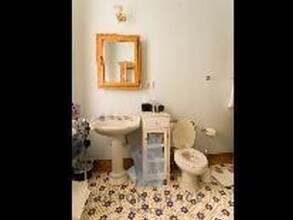 2239 N Clybourn Ave-Unit -2AR in Chicago, IL - Building Photo - Building Photo