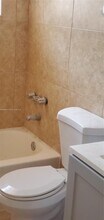 2350 SW 18th Terrace in Fort Lauderdale, FL - Building Photo - Building Photo
