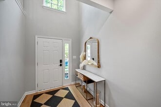 43459 Laidlow St in Chantilly, VA - Building Photo - Building Photo