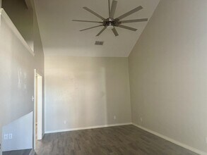 8801 McPherson Rd in Laredo, TX - Building Photo - Building Photo