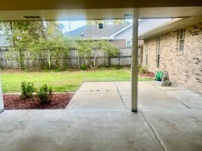 1633 Brookhollow Dr in Baton Rouge, LA - Building Photo - Building Photo