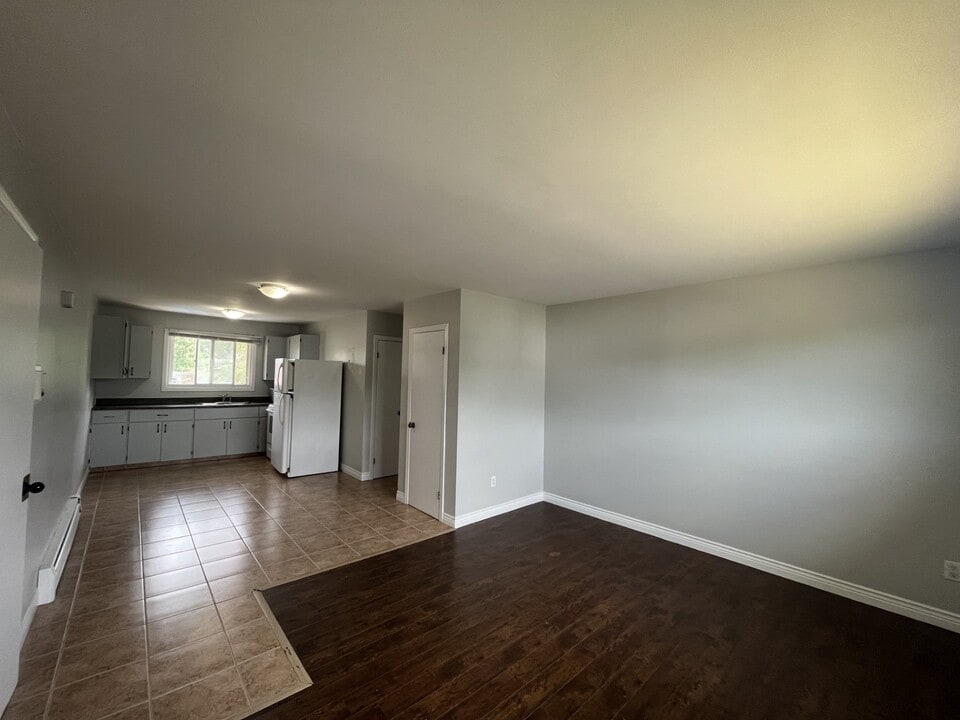 60 Kendra St in Moncton, NB - Building Photo