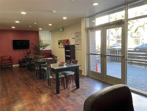 1555 Gordon St in Los Angeles, CA - Building Photo - Building Photo