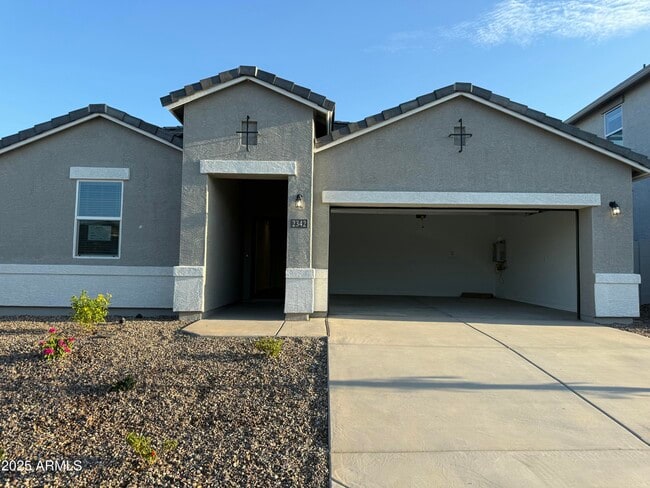 2342 W Sheridan Ave