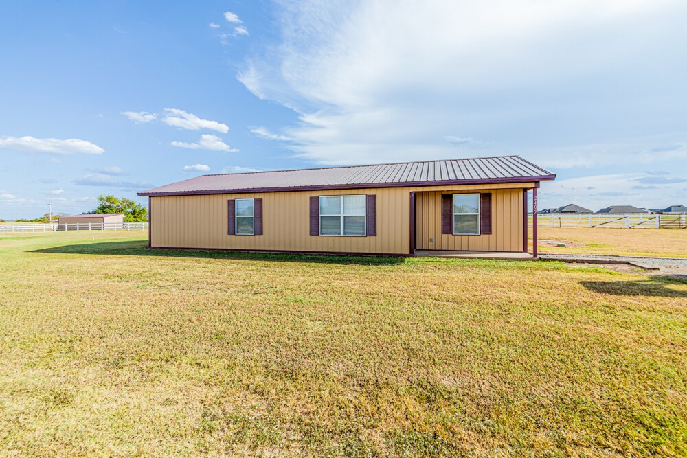 2413 W 58th St in Stillwater, OK - Building Photo