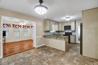 4134 Sawmill Rd in Winston-Salem, NC - Building Photo - Building Photo