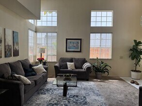 8 Bormes in Irvine, CA - Building Photo - Building Photo