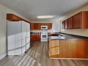 5073 Natalie Temple Ln in Winston-Salem, NC - Foto de edificio - Building Photo