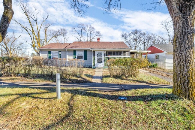property at 1943 Missouri St
