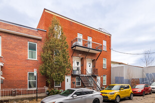 5165-5175 Chapleau St Apartments