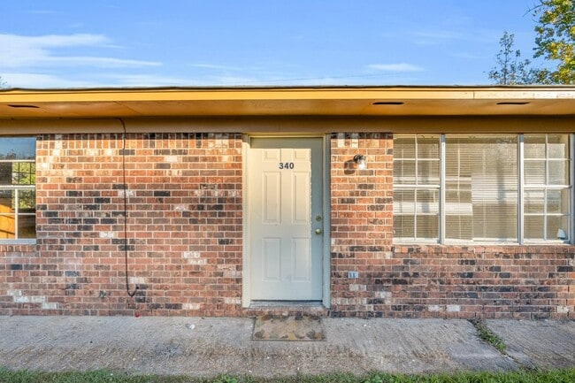 340 Wyman Dr, Unit 340 in West Point, MS - Building Photo - Building Photo