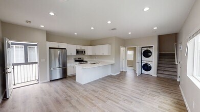 4862 Art St in San Diego, CA - Building Photo - Building Photo