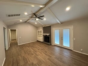 668 Wandering Way in Oklahoma City, OK - Building Photo - Building Photo