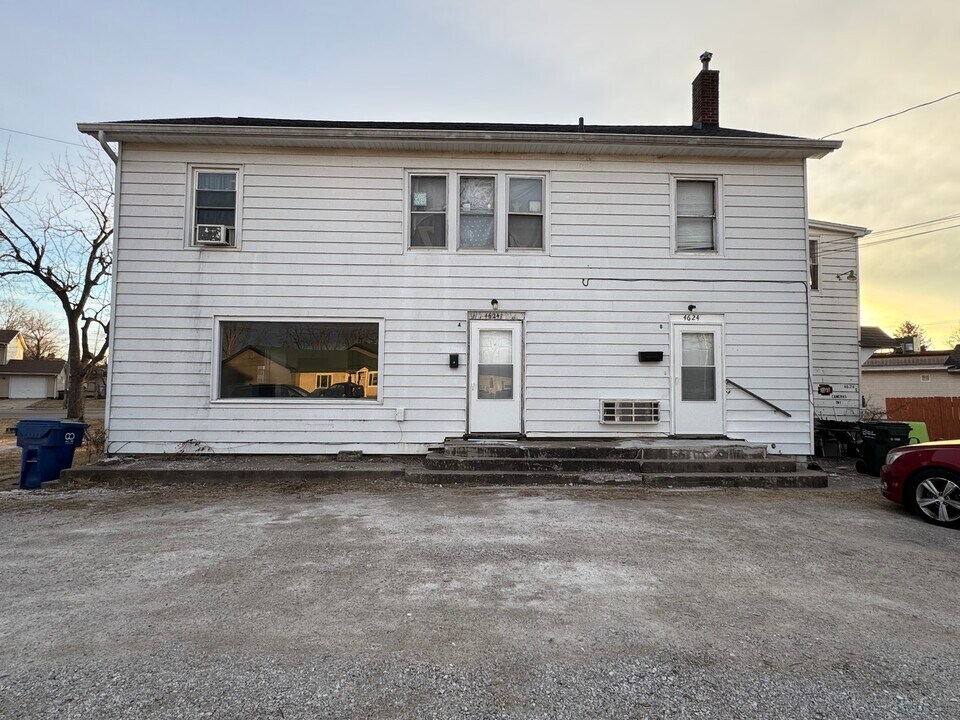 4624 Cheyenne Ave in Davenport, IA - Building Photo