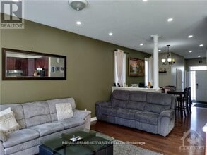 459 Celtic Ridge Crescent in Ottawa, ON - Building Photo - Building Photo