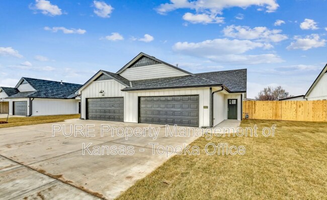 3618 W 45th St S in Wichita, KS - Building Photo - Building Photo