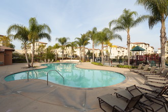 The Landings II in Chula Vista, CA - Building Photo - Building Photo