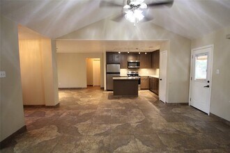 16405 Sun View Ln in Conroe, TX - Building Photo - Building Photo