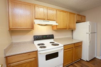 140 on Royal in Madison, AL - Building Photo - Interior Photo