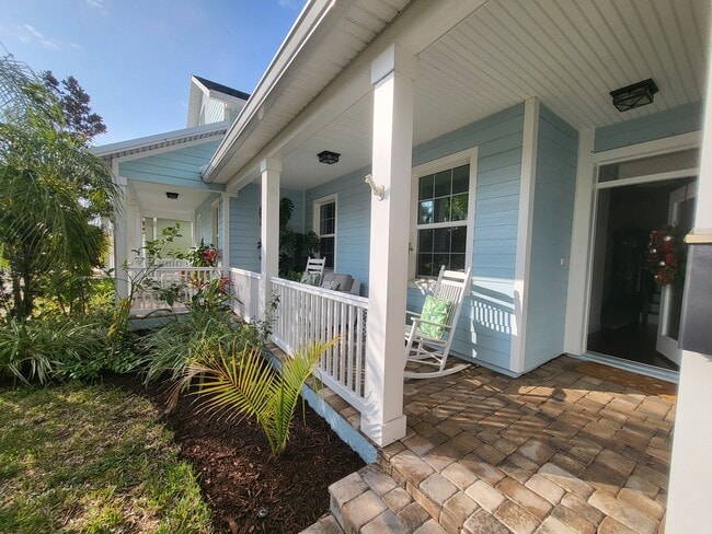 2002 Waverly Pl in Melbourne, FL - Building Photo - Building Photo