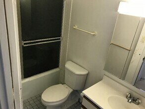 2714 Kahoaloha Ln in Honolulu, HI - Building Photo - Building Photo