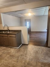 7998 Highway 32, Unit Duplex in Ste Genevieve, MO - Building Photo - Building Photo