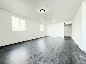 1440 E 42nd St in Los Angeles, CA - Building Photo - Building Photo