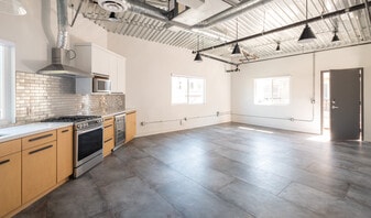 605 Lofts in San Pedro, CA - Building Photo