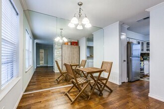 5335 Bent Tree Forest Dr in Dallas, TX - Building Photo - Building Photo