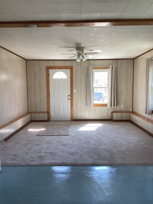 8509 Butler Warren County Line Rd in West Chester, OH - Building Photo - Building Photo