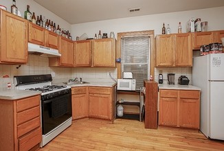 1015 W 32nd in Chicago, IL - Building Photo - Interior Photo