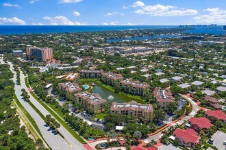 800 Uno Lago Dr, Unit 104 in Juno Beach, FL - Building Photo - Building Photo