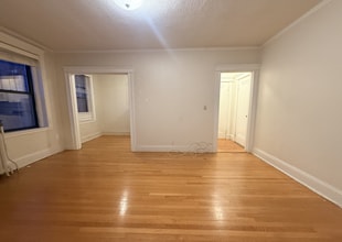 394 Riverway, Unit 10 in Boston, MA - Building Photo - Building Photo