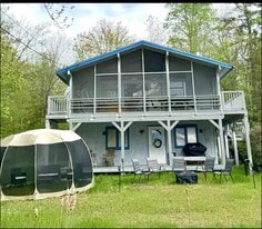 4 N Shore Dr in Barnstead, NH - Building Photo