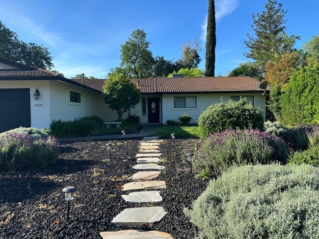 property at 3615 Riverview Dr