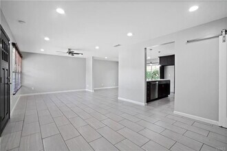 20247 Kinzie St in Los Angeles, CA - Building Photo - Building Photo